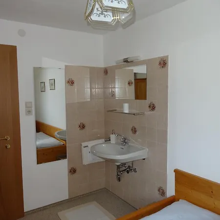 Bed & Breakfast Haus Karl's Ruh