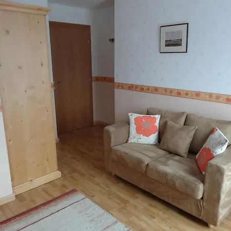 فندق مبيت وإفطار Haus Karl's Ruh ايروالد