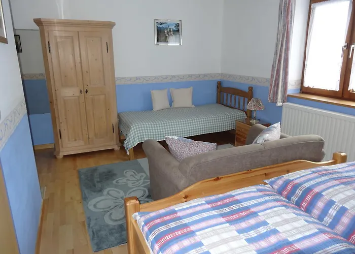 Bed & Breakfast Haus Karl's Ruh 3*